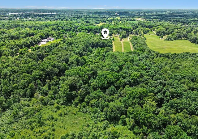 Photo 4 of Single family home for sale at 4794 Seymour Rd, Jackson, MI 49201 | MLS# 55026033716 | Listing updated on 2026-10-01