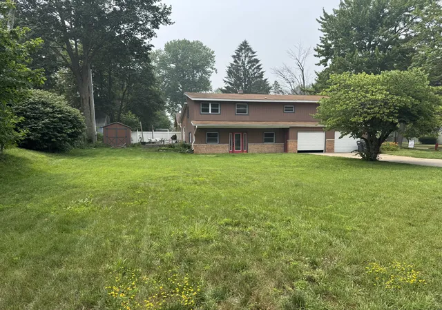 Photo 3 of Single family home for sale at 748 Green St, South Haven, MI 49090 | MLS# 69026033718 | Listing updated on 2026-08-17