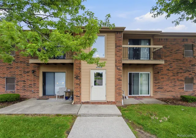Photo 1 of Sale Pending at 34670 Clarkson Dr W, Fraser, MI 48026 | MLS# 20261050766 | Listing updated on 2026-07-27