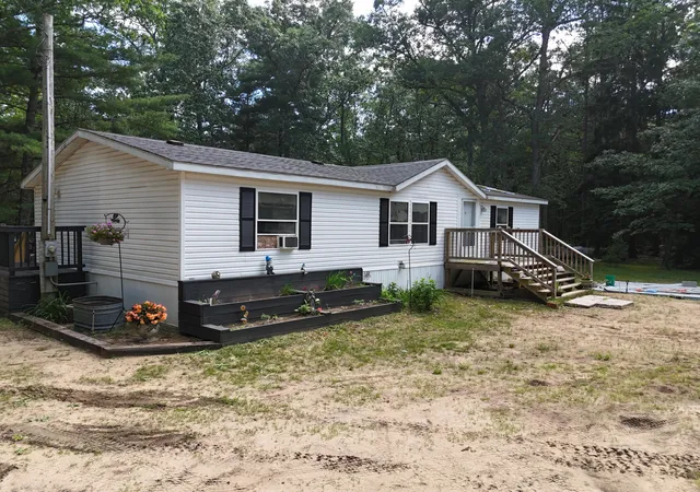 1st image of 18233 Old House Rd, Wellston, MI 49689 | MLS# 67026033724