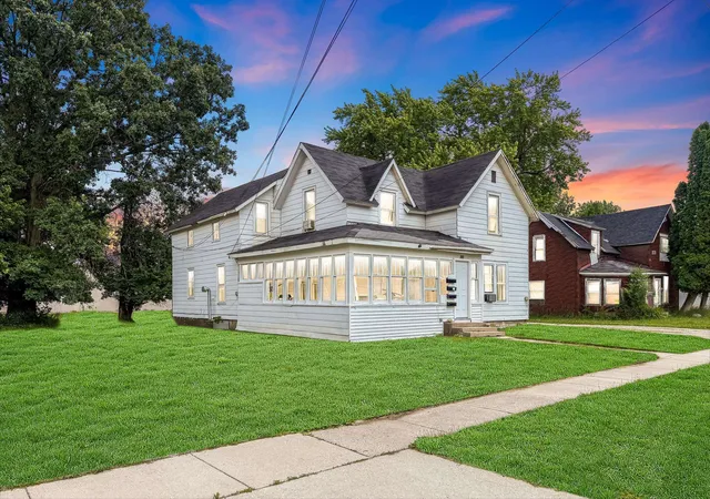 Photo 1 of Multi family home for sale at 316 Euclid St, Alma, MI 48801 | MLS# 79080070643 | Listing updated on 2026-09-02