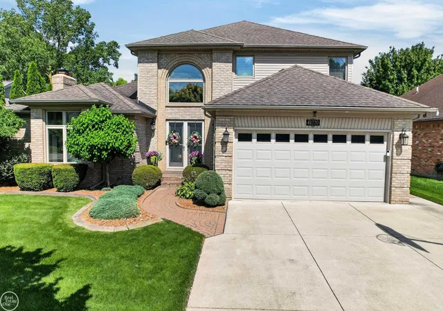 Photo 2 of Single family home for sale at 41220 Scarborough Ct, Clinton Township, MI 48038 | MLS# 58050213753 | Listing updated on 2026-08-31