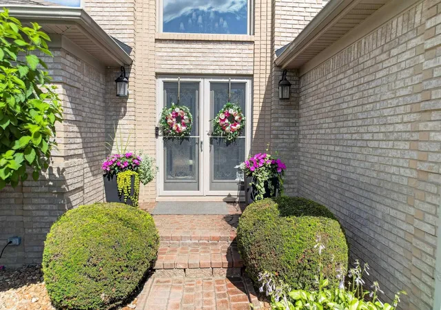 Photo 3 of Single family home for sale at 41220 Scarborough Ct, Clinton Township, MI 48038 | MLS# 58050213753 | Listing updated on 2026-08-31
