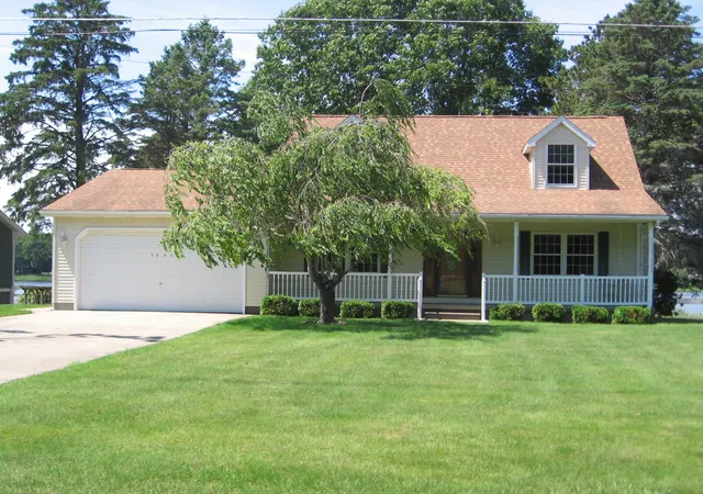 1st image of 1529 N Betty Ave, Ludington, MI 49431 | MLS# 67026033741