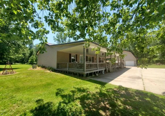 Photo 1 of Sale Pending at 965 Saganing Rd, Bentley, MI 48613 | MLS# 77080070647 | Listing updated on 2026-07-24