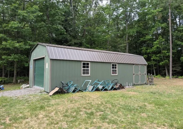 Photo 3 of Single family home for sale at 8331 Long Lake Rd, Hale, MI 48739 | MLS# 77080070648 | Listing updated on 2026-08-30