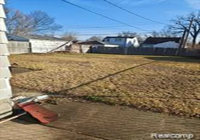 Photo 4 of Single family home for sale at 19510 Dresden St, Detroit, MI 48205 | MLS# 20261050795 | Listing updated on 2026-07-07