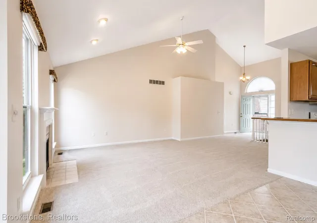 Listing Photo 3 - Condo for sale in building located at 44138 Kendyl, Sterling Heights, MI 48314
