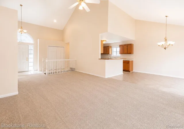 Listing Photo 4 - Condo for sale in building located at 44138 Kendyl, Sterling Heights, MI 48314