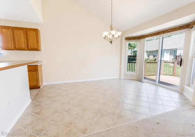 Listing Photo 5 - Condo for sale in building located at 44138 Kendyl, Sterling Heights, MI 48314