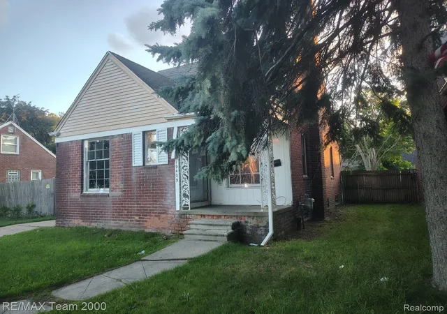 Photo 2 of Single family home for sale at 19409 Goulburn St, Detroit, MI 48205 | MLS# 20261050809 | Listing updated on 2026-08-28