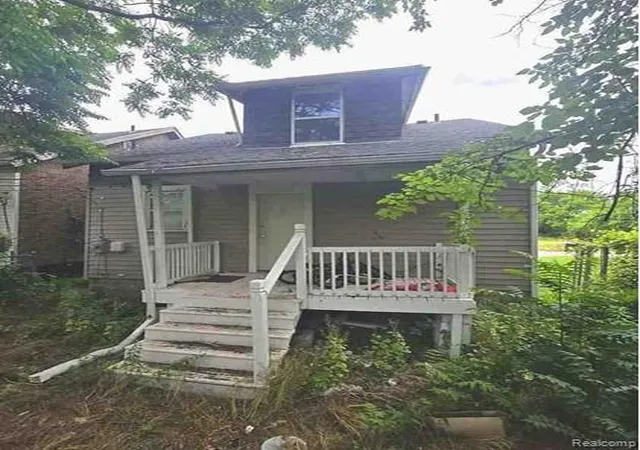 Photo 2 of Single family home for sale at 15485 Cherrylawn St, Detroit, MI 48238 | MLS# 20261050818 | Listing updated on 2026-08-16