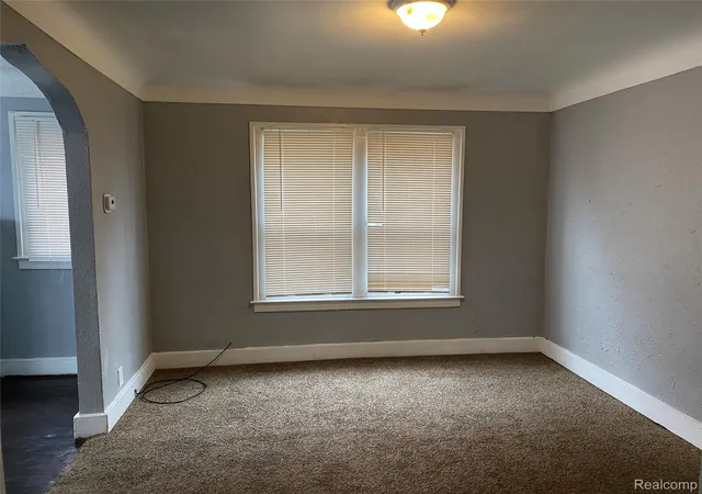 Listing Photo 4 - Condo for sale in building located at 8248 Roselawn St, Detroit, MI 48204