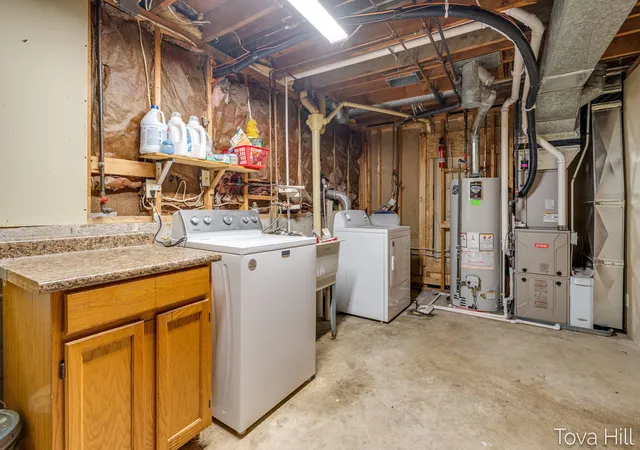 22nd image of 1111 Bretton Dr, Kalamazoo, MI 49006 | MLS# 65026033777