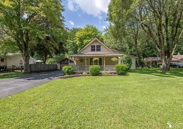 1st image of 6975 Sarah St, Temperance, MI 48182 | MLS# 57050213764