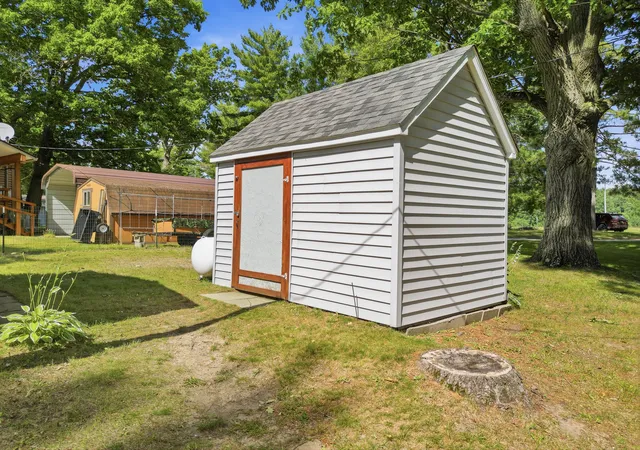 5th image of 3473 N Shore Dr, Sears, MI 49679 | MLS# 72026033786