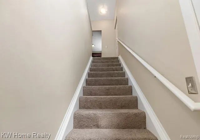 5th image of 20791 Indian Creek Dr #78, Farmington Hills, MI 48335 | MLS# 20261050828