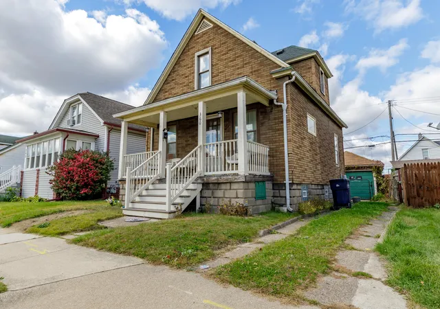 Photo 2 of Single family home for sale at 360 Burke St, River Rouge, MI 48218 | MLS# 81026033793 | Listing updated on 2026-08-31