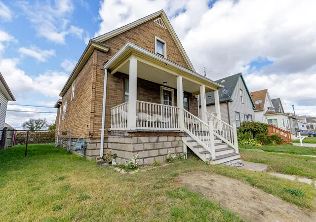 Photo 3 of Single family home for sale at 360 Burke St, River Rouge, MI 48218 | MLS# 81026033793 | Listing updated on 2026-08-31