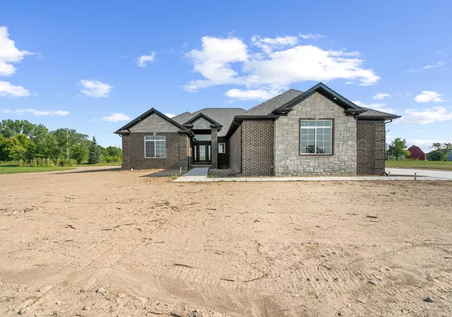 Photo 1 of Single family home for sale at 8513 Cobblestone Dr, Newport, MI 48166 | MLS# 81026033799 | Listing updated on 2026-09-09