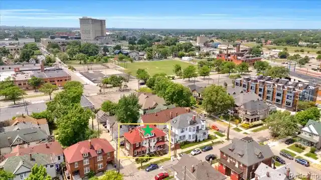 Listing Photo 1 - Condo for sale in 1933 11th Unit #1st St located at 1933 11th Unit #1st St, Detroit, MI 48216 - Unit 1933 11th Unit #1 St