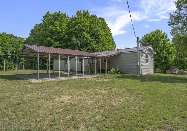 Photo 3 of Single family home for sale at 4622 Vista Valley Trl, Mesick, MI 49668 | MLS# 78080070672 | Listing updated on 2026-07-09