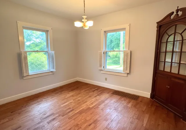Photo 3 of Single family home for sale at 928 Phoenix St, South Haven, MI 49090 | MLS# 69026033814 | Listing updated on 2026-08-12