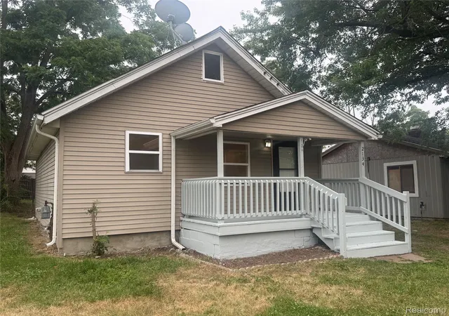 2nd image of 2134 E Mclean Ave, Burton, MI 48529 | MLS# 20261050876