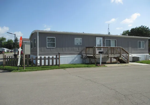Photo 1 of Single family home for sale at 43310 Summit St, Harrison Township, MI 48045 | MLS# 58050213783 | Listing updated on 2026-07-23
