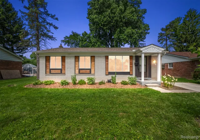 Photo 1 of Single family home for sale at 29815 Marshall St, Southfield, MI 48076 | MLS# 20261050881 | Listing updated on 2026-07-26
