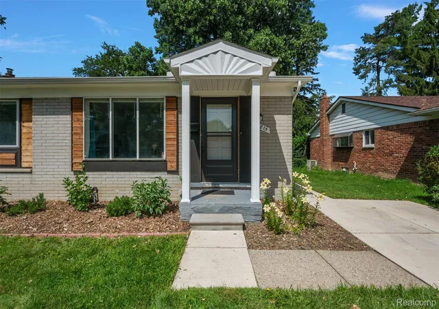 Photo 2 of Single family home for sale at 29815 Marshall St, Southfield, MI 48076 | MLS# 20261050881 | Listing updated on 2026-07-26