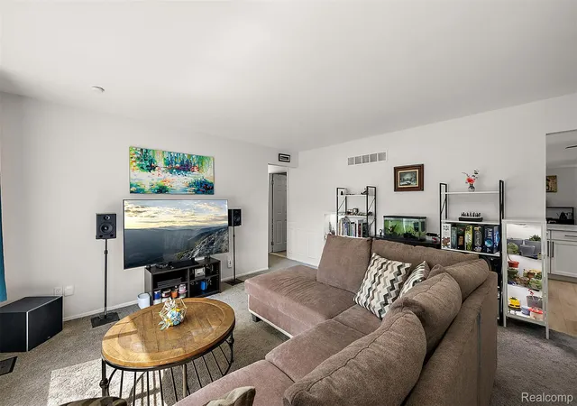 Photo 3 of Single family home for sale at 29815 Marshall St, Southfield, MI 48076 | MLS# 20261050881 | Listing updated on 2026-07-26