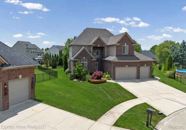 Photo 3 of Single family home for sale at 56713 Peach Tree Ln, Macomb, MI 48042 | MLS# 20261050882 | Listing updated on 2026-07-26