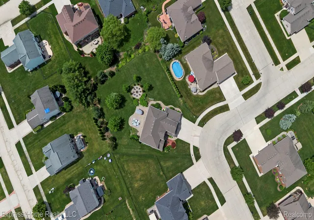 Photo 3 of Single family home for sale at 56713 Peach Tree Ln, Macomb, MI 48042 | MLS# 20261050882 | Listing updated on 2026-07-26