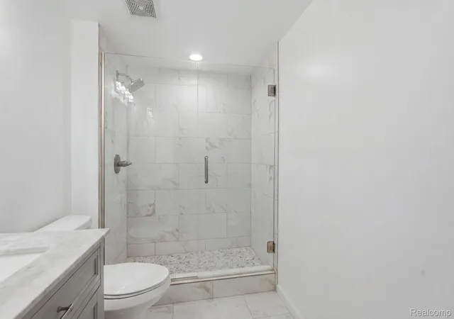 Photo 3 of Condo for sale at 3320 Spinnaker Ln #7A, Detroit, MI 48207 | MLS# 20261050893 | Listing updated on 2026-07-06