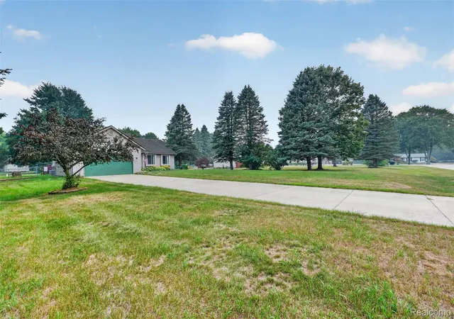 Photo 3 of Single family home for sale at 1705 Wild Cherry Ln, Lapeer, MI 48446 | MLS# 20261050924 | Listing updated on 2026-07-27