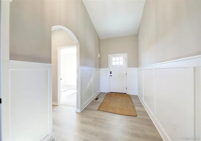 Photo 3 of Single family home for sale at 688 Round Rock Dr, Marion Township Livingston, MI 48843 | MLS# 20261050936 | Listing updated on 2026-08-02