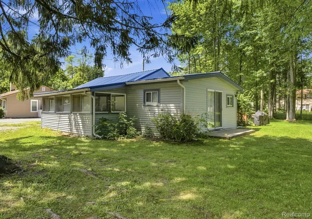 Photo 3 of Single family home for sale at 7496 Forest Dr, Lexington, MI 48450 | MLS# 20261050946 | Listing updated on 2026-08-20