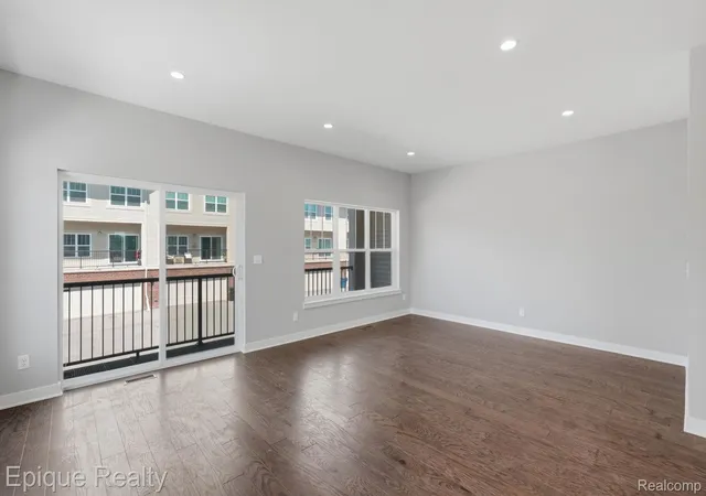 5th image of 25495 Grandview Ln #25, Novi, MI 48375 | MLS# 20261050956
