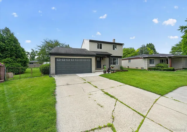 Photo 2 of Single family home for sale at 53962 Kirk Ct, New Baltimore, MI 48047 | MLS# 20261050958 | Listing updated on 2026-07-27