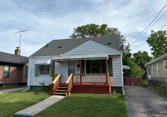 Photo 1 of Single family home for sale at 1118 Simcoe Ave, Flint, MI 48507 | MLS# 5050213799 | Listing updated on 2026-09-10