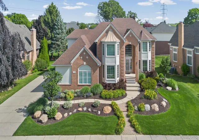 Photo 2 of Single family home for sale at 13335 Diegel Dr, Shelby Township, MI 48315 | MLS# 20261050996 | Listing updated on 2026-08-23