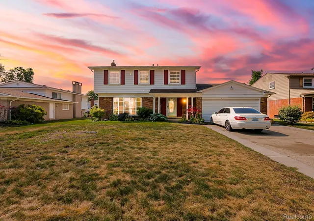 Photo 1 of Sale Pending at 21131 Harvard Rd, Southfield, MI 48076 | MLS# 20261051016 | Listing updated on 2026-09-09
