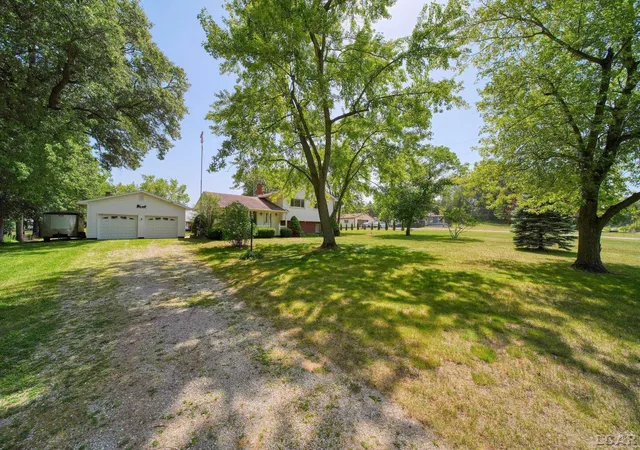 2nd image of 2745 E Carleton Rd, Adrian, MI 49221 | MLS# 56050213804