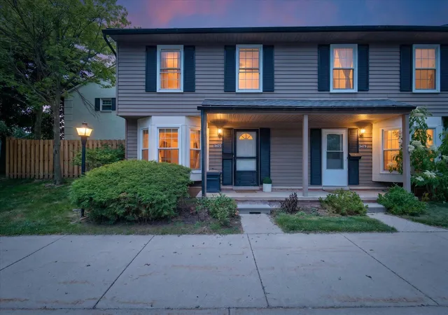 2nd image of 3477 Burbank Dr, Ann Arbor, MI 48105 | MLS# 81026033879