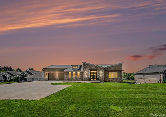 Photo 1 of Single family home for sale at 2943 Sleeth Rd, Commerce Township, MI 48382 | MLS# 20261051033 | Listing updated on 2026-09-14