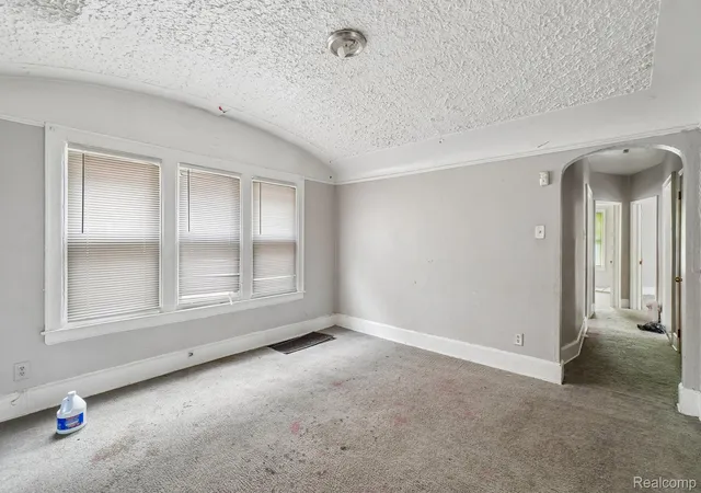 Photo 3 of Multi family home for sale at 2981 Richton St, Detroit, MI 48206 | MLS# 20261051044 | Listing updated on 2026-09-17
