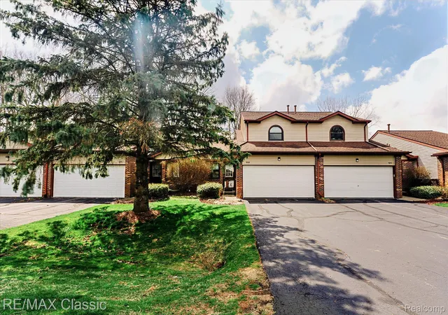Condo for sale at 9039 Lake E Rd #45, Clarkston, MI 48348 | MLS# 20261051051