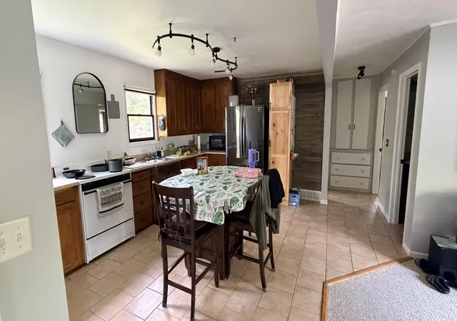 Photo 2 of Single family home for sale at 3610 Fenner Rd, Muskegon, MI 49445 | MLS# 65026033898 | Listing updated on 2026-08-03