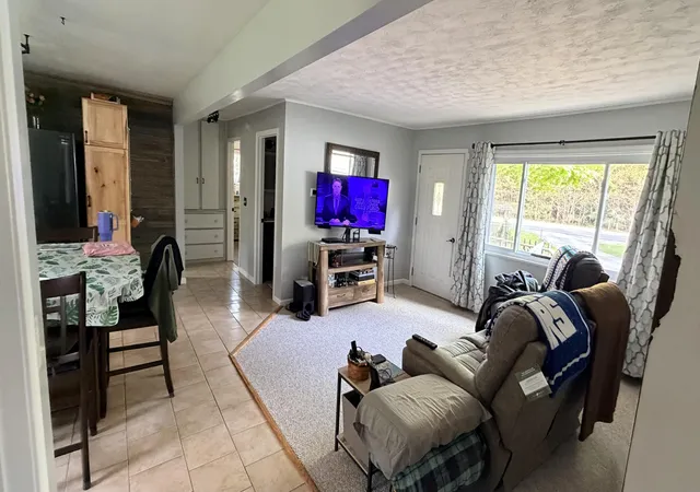 Photo 3 of Single family home for sale at 3610 Fenner Rd, Muskegon, MI 49445 | MLS# 65026033898 | Listing updated on 2026-08-03